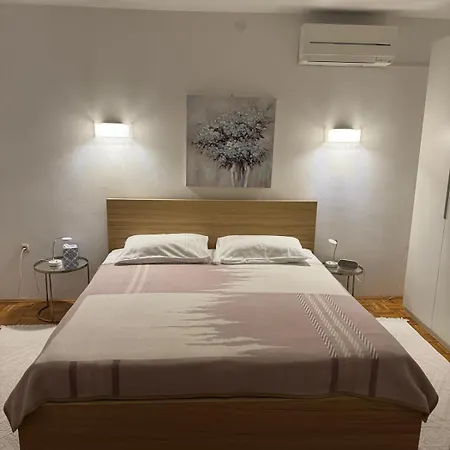 Niceta Villa *