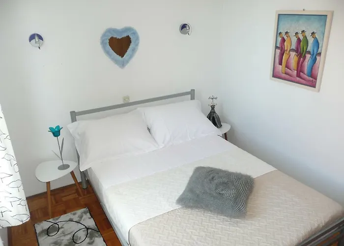 Niceta וילה זאדאר