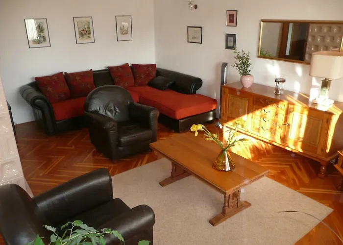 Niceta Villa *